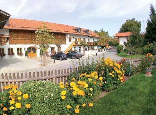 Gasthof & Hotel Jaegerwirt Aufhofen Dış mekan fotoğraf
