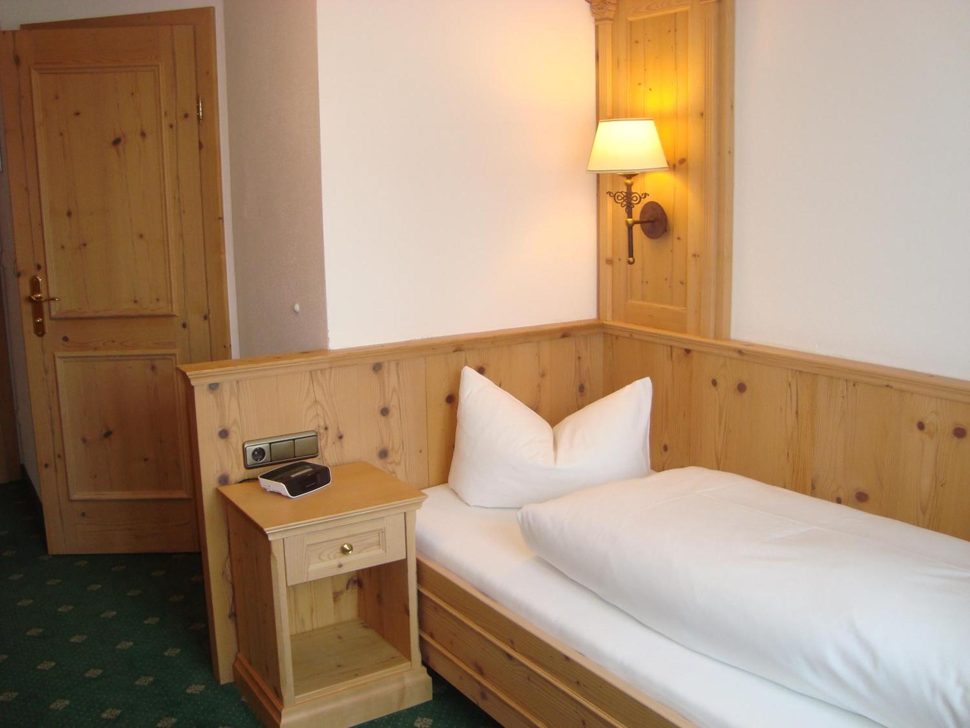 Gasthof & Hotel Jaegerwirt Aufhofen Dış mekan fotoğraf